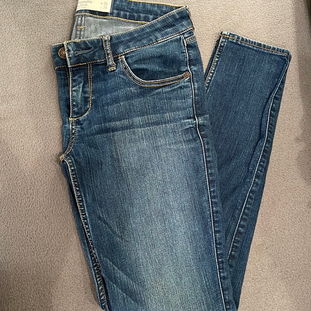 Abercrombie & Fitch jean. Size 2